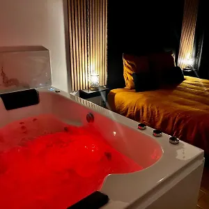 Appartement Boudoir Margot - Luxury Balneo, Vichy